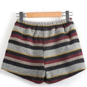 Elastic Waist Striped Woolen Shorts