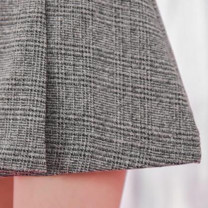 Grey Plaid A Line Skirt Buttons Dec..
