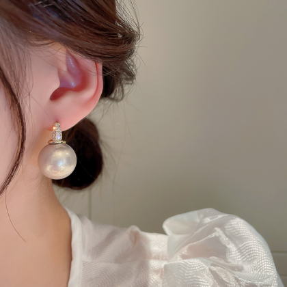 Zircon Pearl Earrings