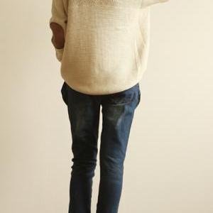 Style O Neck Long Sleeve Regular White Sweater