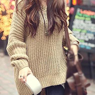 Thick Knitted Hooded Long Sleeved Sweater..