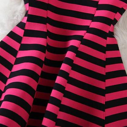 Sexy Striped Sleeveless V-neck Dress