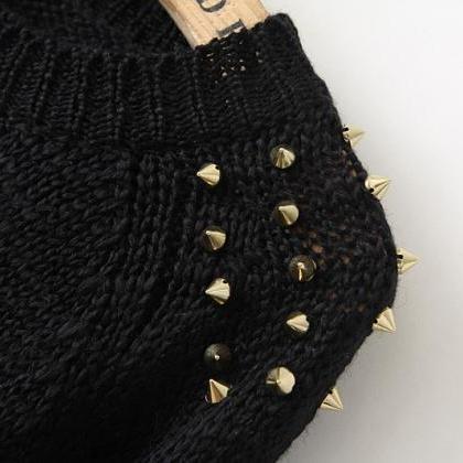 Aztec Knitted Rivets Black Pullover..