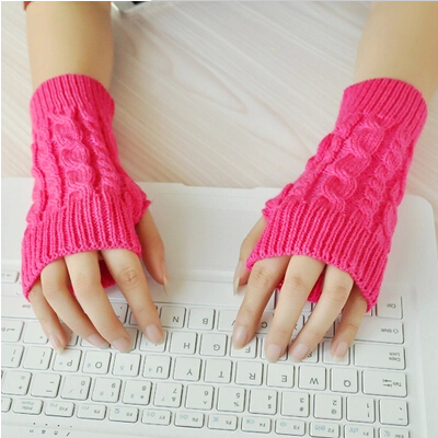 Women's Knitted Warm Short Fingerle..