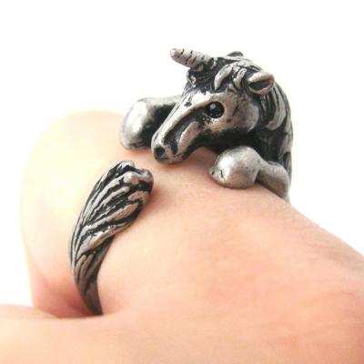 3D Unicorn Horse Animal Hug Wrap Ring In Silver - Sizes 5 To 9 Available