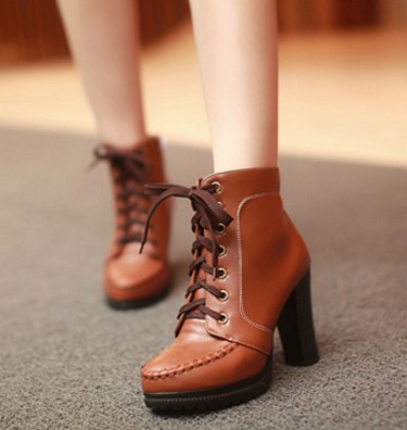 cute ankle boots without heel
