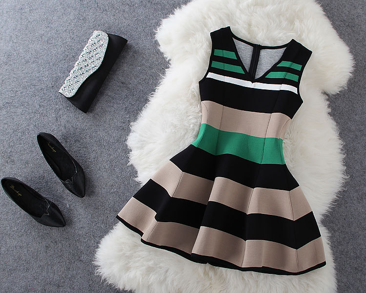 Fashion Stripe Sleeveless V Neck Dress On Luulla