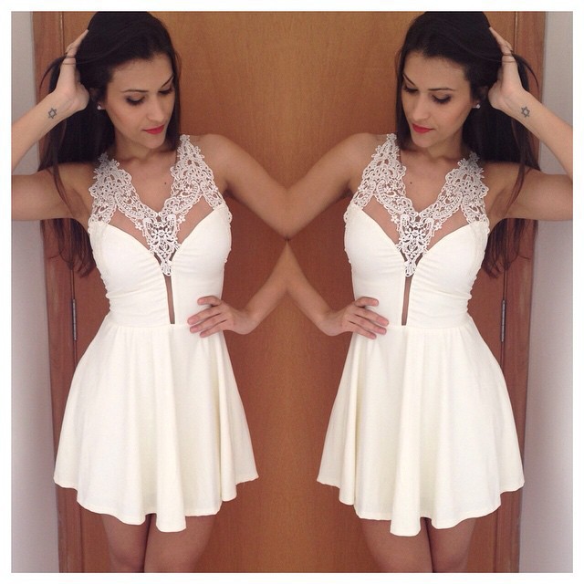 2015 Sexy v collar sleeveless white stitching lace dress