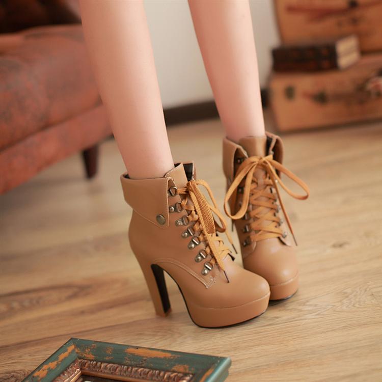 round toe stiletto boots
