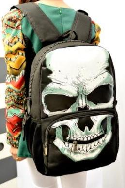 Skull pattern backpack