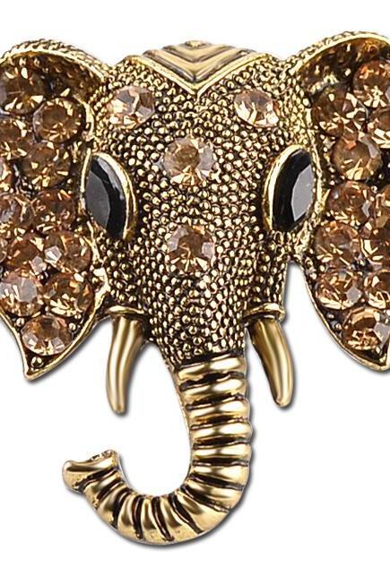 Retro style elephant brooch pin with diamond 