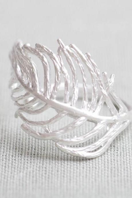 Cute sliver Feather ring