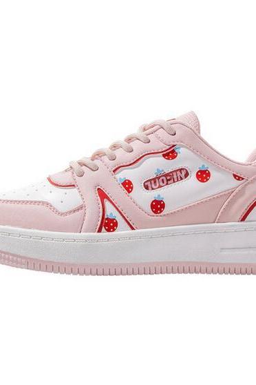 2021 new strawberry pattern sports sneakers 