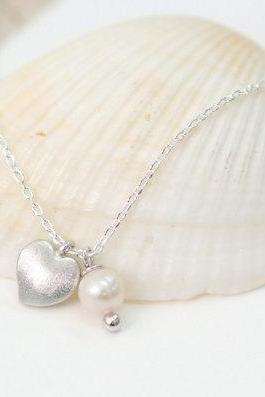 Tiny Heart Necklace Freshwater Pearl Apple Heart Necklace Everyday Jewelry Delicate Minimal Jewelry
