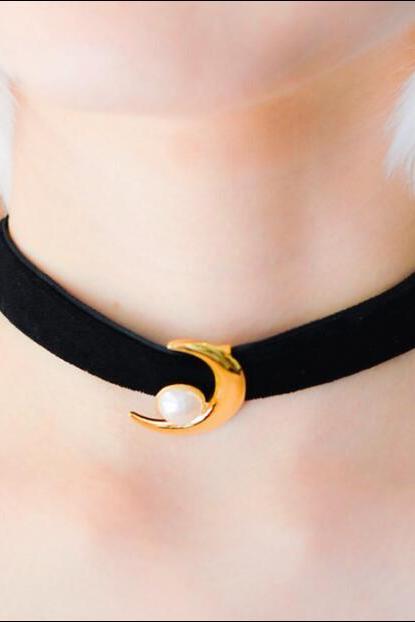 Moon pearl necklace leather velvet necklace