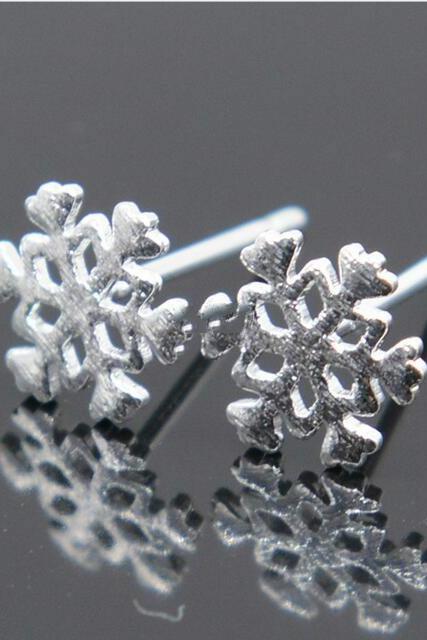 women 925 silver little snowflake earrings